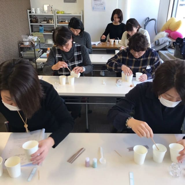 大阪梅田本校 アロマ介護レクリエーションセミナー風景3